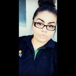 Meet your Posher, Iris